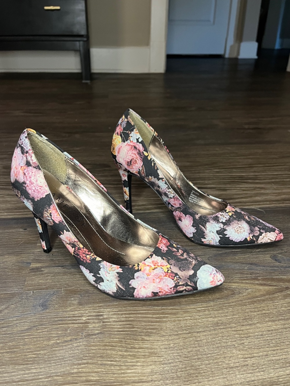 Floral Pointed-Toe Stiletto Heels - Pink/Black